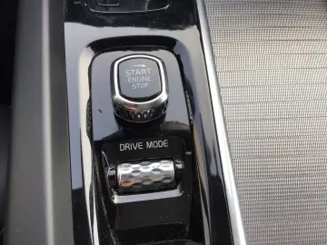 XC60 B4 (Diesel) R-Design AWD 360° Cam AHK