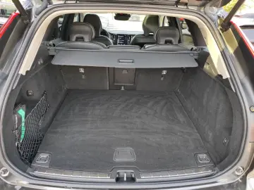 XC60 T8 Inscription Recharge Plug-In Hybrid AWD 