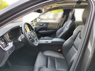XC60 T8 Inscription Recharge Plug-In Hybrid AWD 