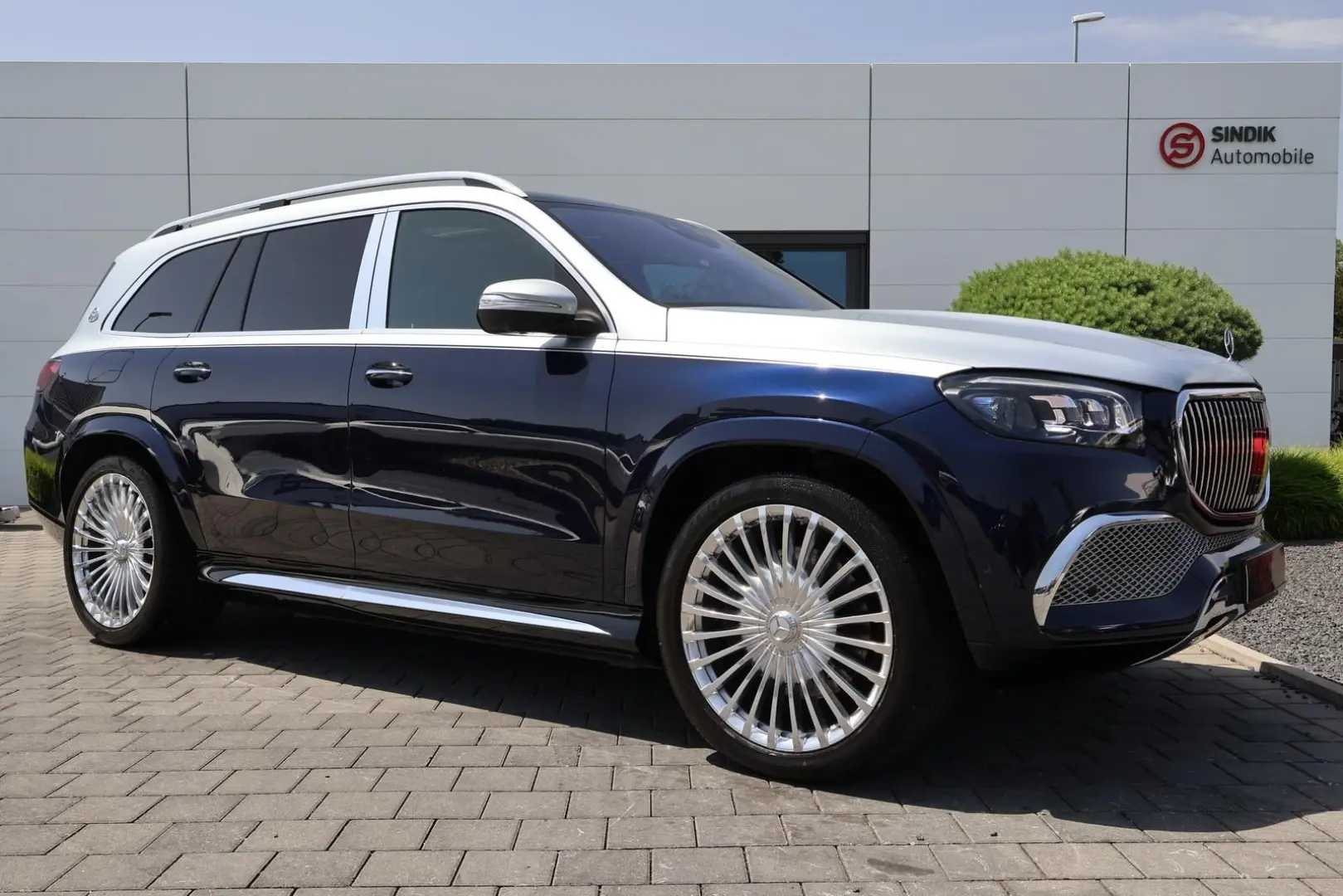 GLS 600 4M Maybach TwoTone-Executive-AHK-Pano