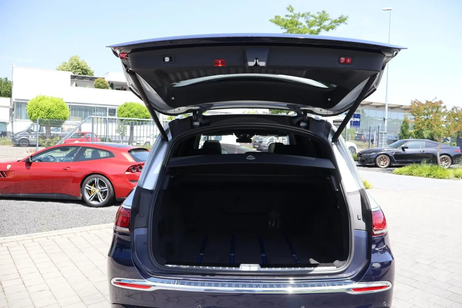 GLS 600 4M Maybach TwoTone-Executive-AHK-Pano