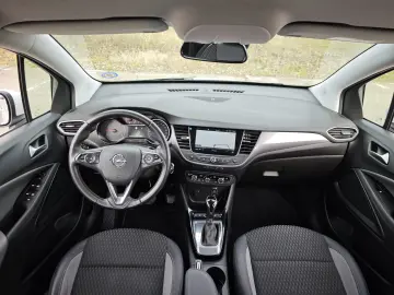 Opel Crossland (X)