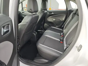 Opel Crossland (X)