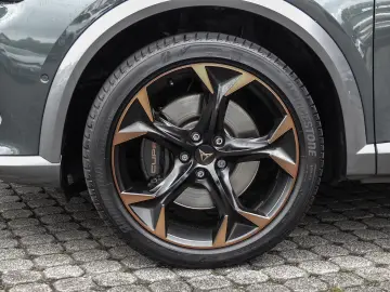 Formentor VZ 2.0 TSI 4Drive DSG AHK+BEATS+LED