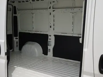 Peugeot Boxer 2.0 130 HP L2H2