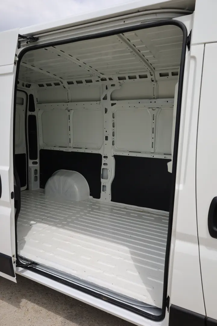 Peugeot Boxer 2.0 130 HP L2H2