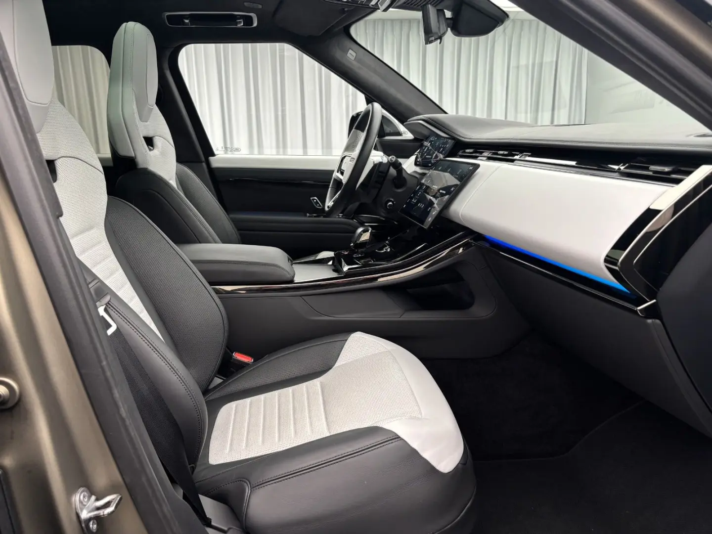 Range Rover Sport 4.4 P635 V8 SV ED. ONE CB