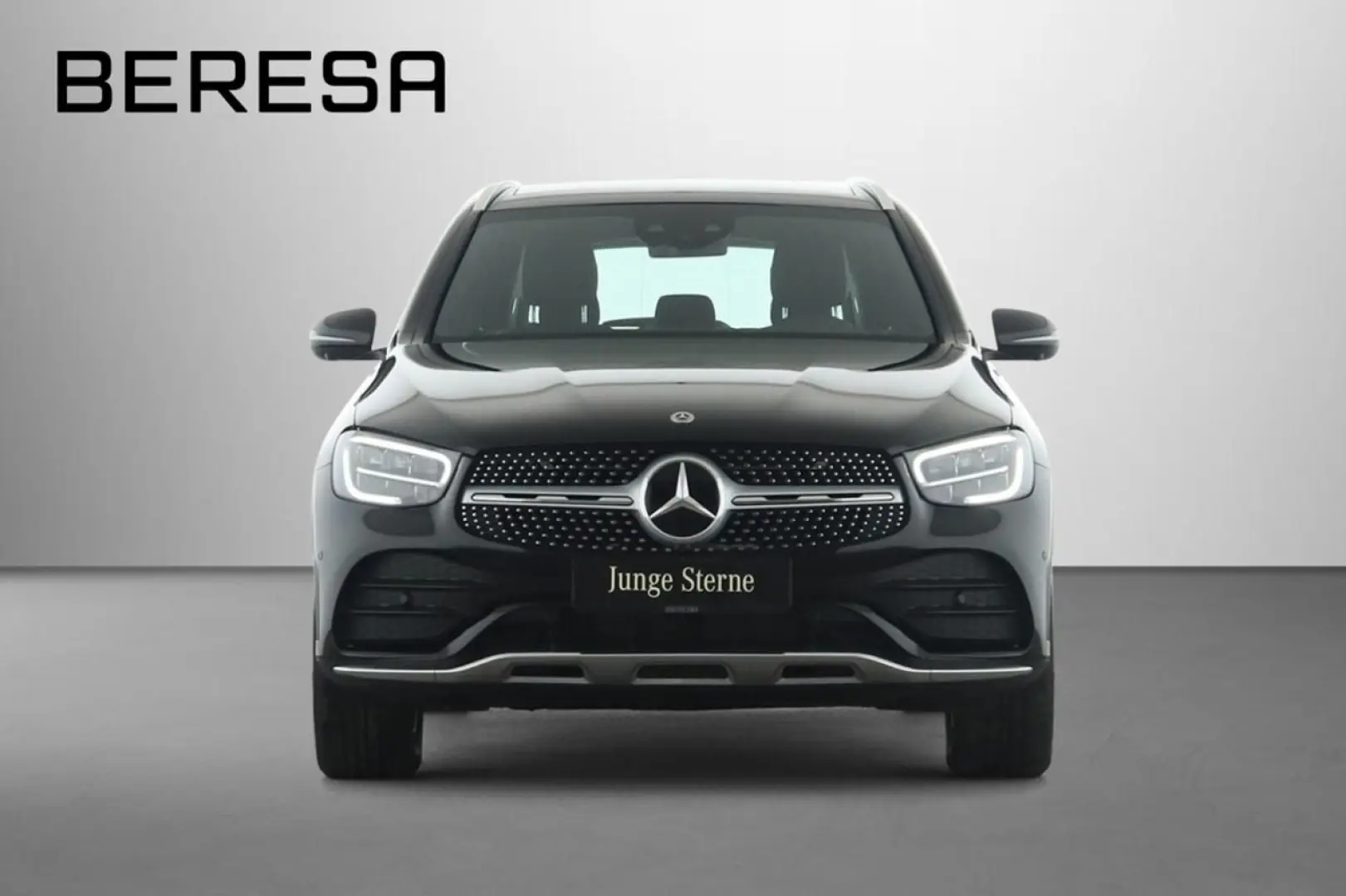GLC 300 e 4M AMG Distronic Pano MBUX SHZ LED
