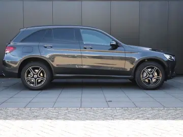 GLC 300 300e 4MATIC AMG Premium Plus | LEDER | P