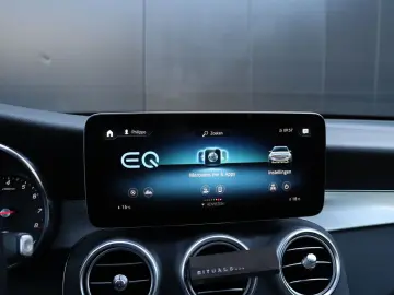GLC 300 300e 4MATIC AMG Premium Plus | LEDER | P