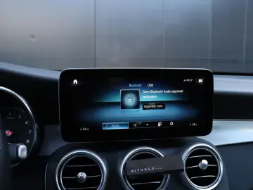 GLC 300 300e 4MATIC AMG Premium Plus | LEDER | P