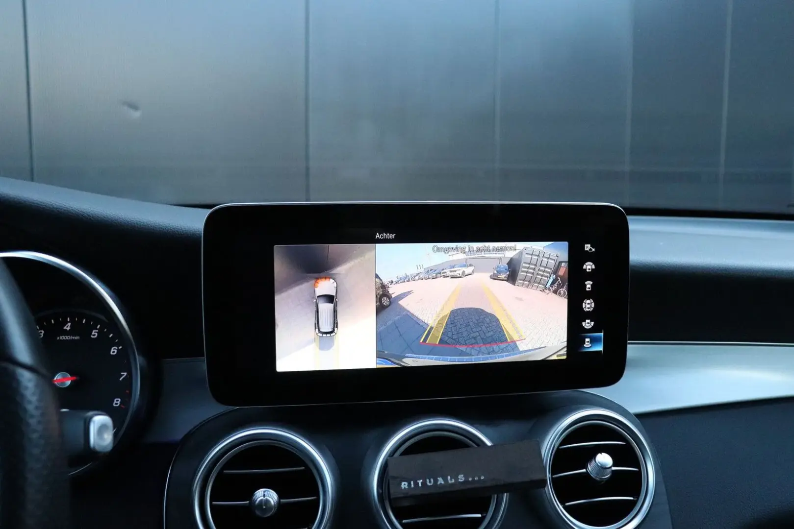 GLC 300 300e 4MATIC AMG Premium Plus | LEDER | P