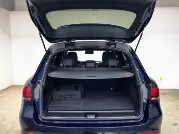 GLC 300 e 4M AMG Panorama 360°-Kamera LED AHK