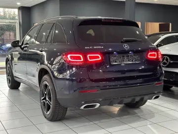 GLC 300 e 4Matic*AMG-LINE*PANO*360*AMBIENT*NIGHT