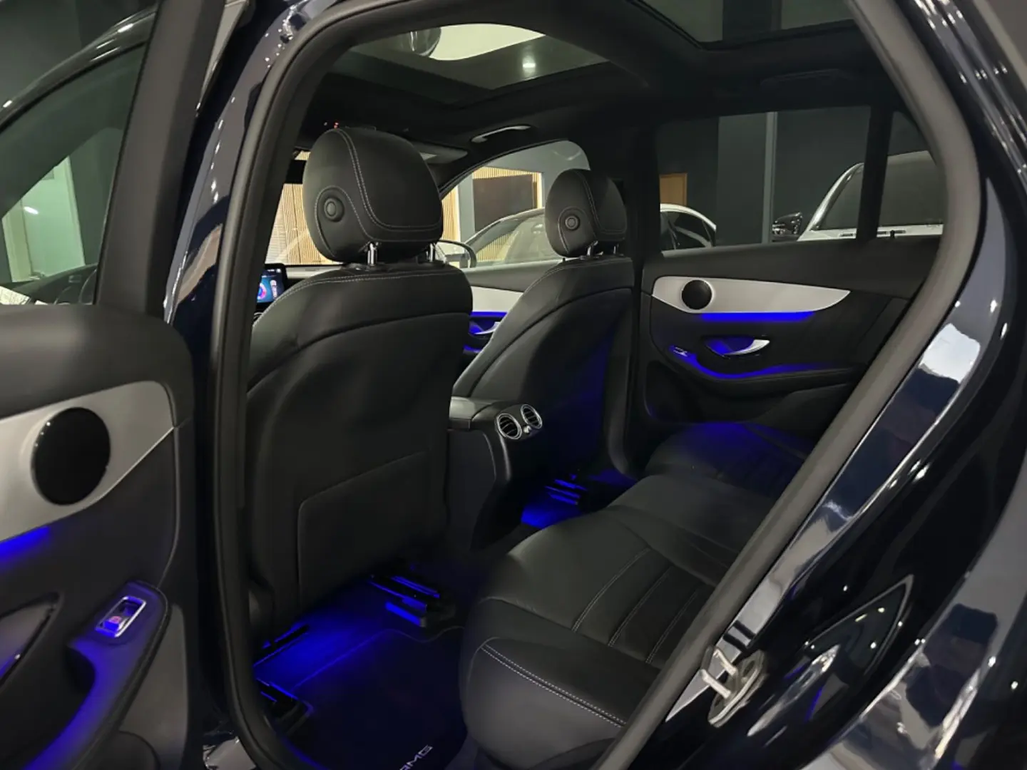 GLC 300 e 4Matic*AMG-LINE*PANO*360*AMBIENT*NIGHT