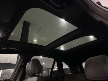 GLC 300 e 4Matic*AMG-LINE*PANO*360*AMBIENT*NIGHT