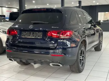 GLC 300 e 4Matic*AMG-LINE*PANO*360*AMBIENT*NIGHT