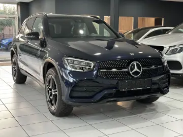 GLC 300 e 4Matic*AMG-LINE*PANO*360*AMBIENT*NIGHT