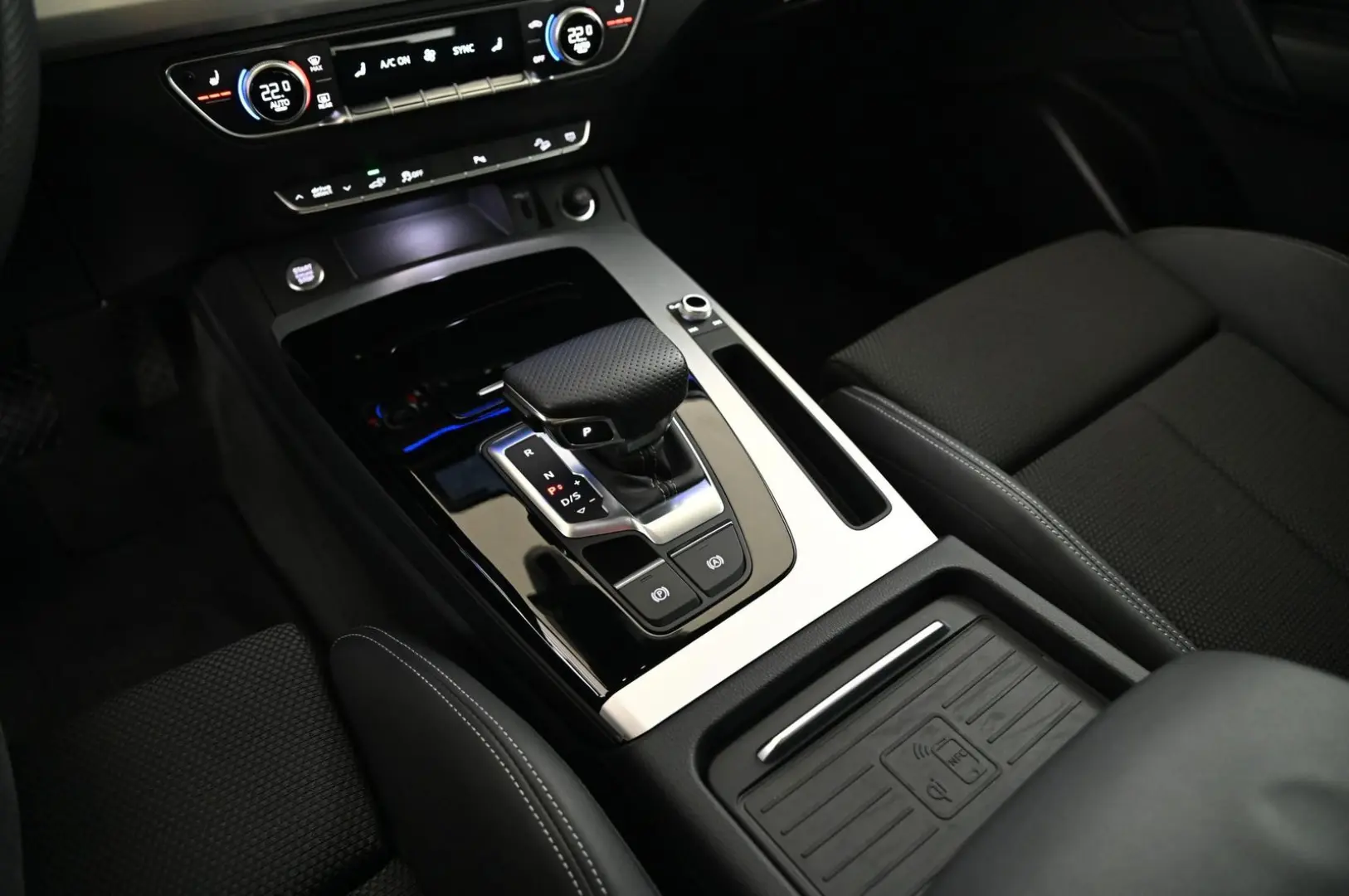 Q5 50 TFSIe quattro S-Line+ MATRIX/MMI+/PANO/19