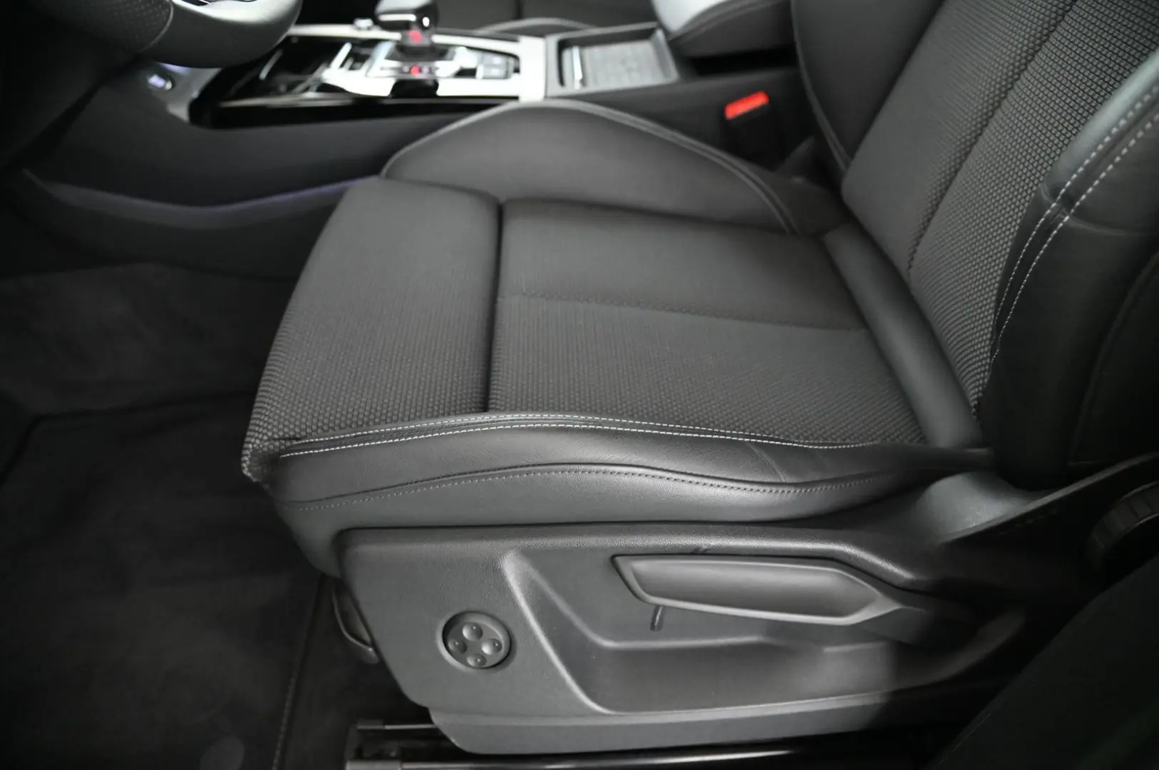 Q5 50 TFSIe quattro S-Line+ MATRIX/MMI+/PANO/19