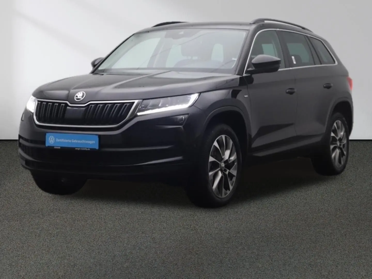 SKODA Kodiaq CLEVER 2.0 TDI DSG CarPlay LED LEASING