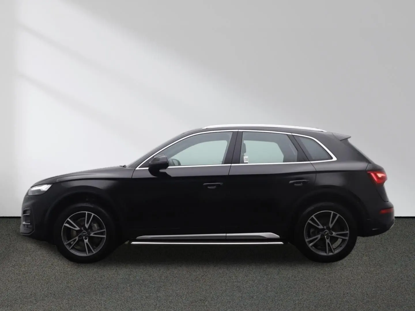 AUDI Q5 40 TDI quattro MMI LED HUD LEASING