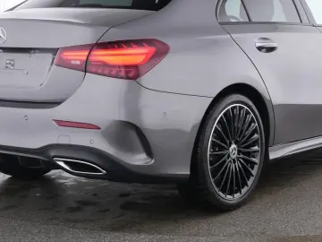 MERCEDES BENZ A250 4M Lim AMG+NIGHT+MBEAM+LEASING