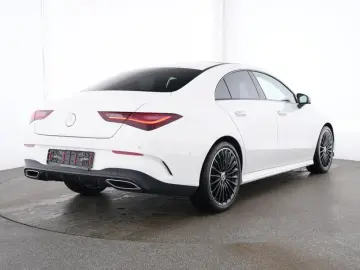 MERCEDES BENZ CLA200 AMG *Pano*Night*MultiBeam*360*LEASING