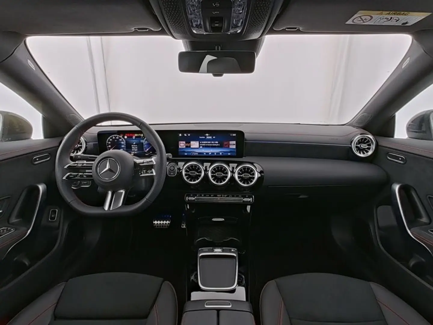 MERCEDES BENZ CLA200 AMG *Pano*Night*MultiBeam*360*LEASING
