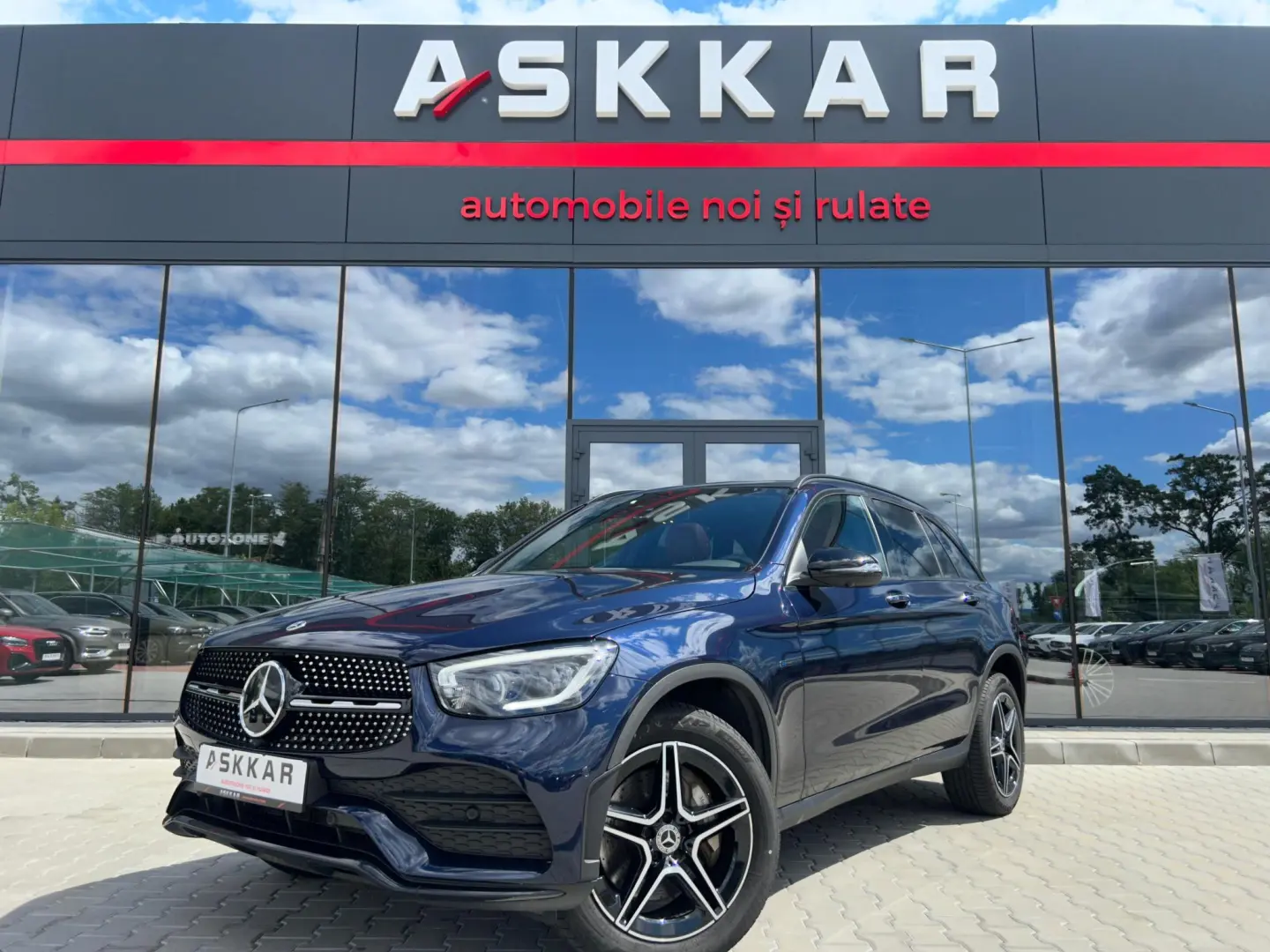 Mercedes-Benz GLC 300 e 4Matic 9G-TRONIC AMG Line
