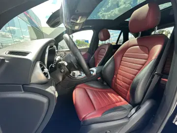 Mercedes-Benz GLC 300 e 4Matic 9G-TRONIC AMG Line