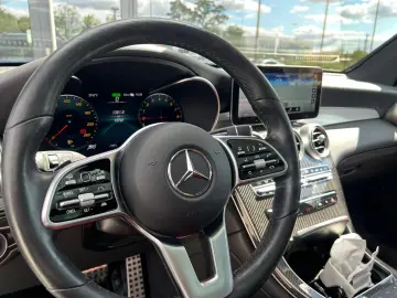 Mercedes-Benz GLC 300 e 4Matic 9G-TRONIC AMG Line