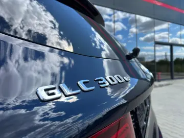 Mercedes-Benz GLC 300 e 4Matic 9G-TRONIC AMG Line