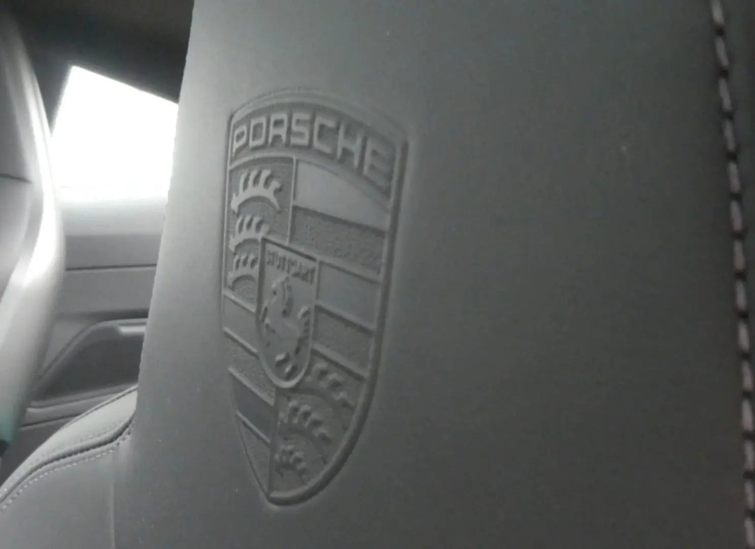 911/992 Carrera