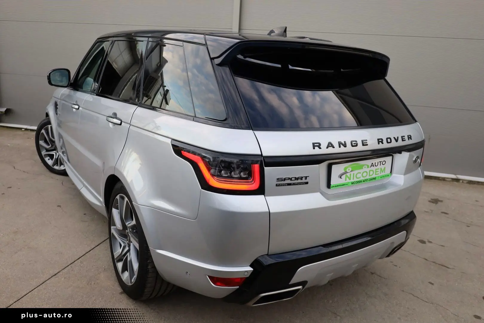 Land-Rover Range-Rover-Sport Hybrid Autobiography 404 C.P