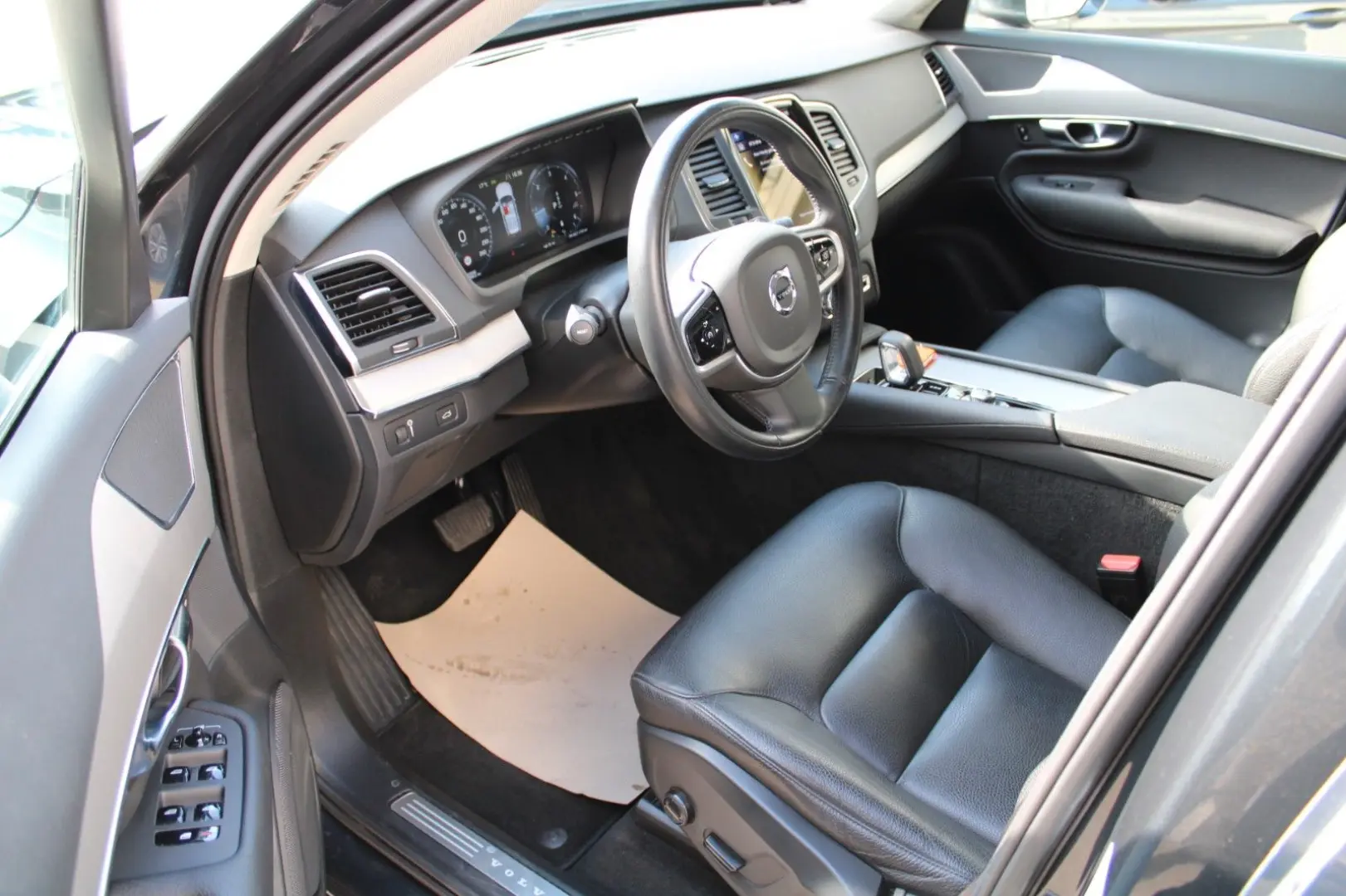 XC90