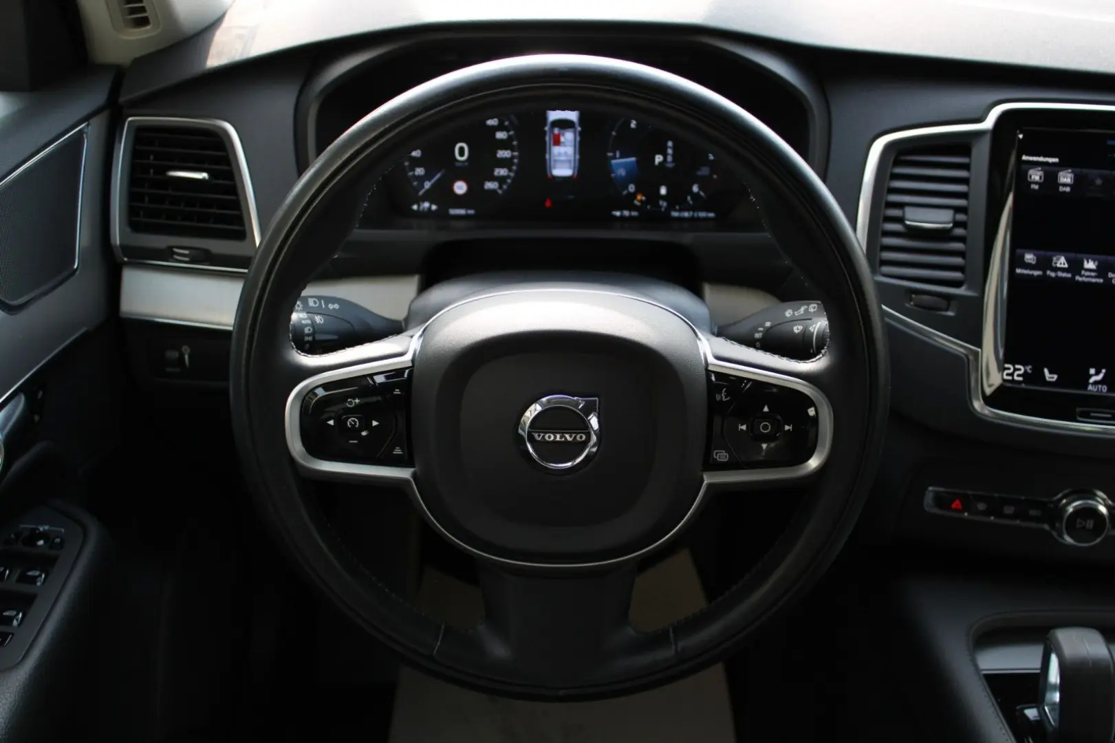 XC90
