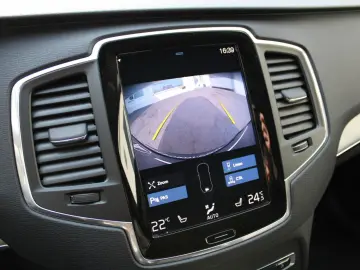 XC90