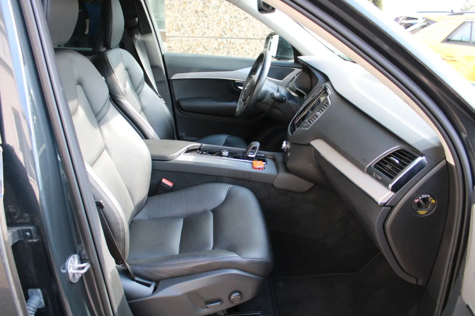XC90