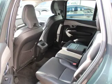 XC90