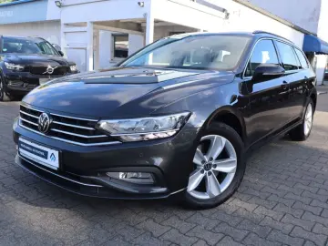 Passat Variant 2.0 TDI SCR DSG Business|LEDER|
