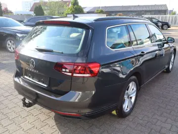 Passat Variant 2.0 TDI SCR DSG Business|LEDER|