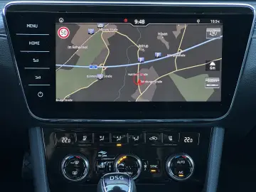 Superb Combi 2.0 TDI Premium Edition NAV+LED+AHK