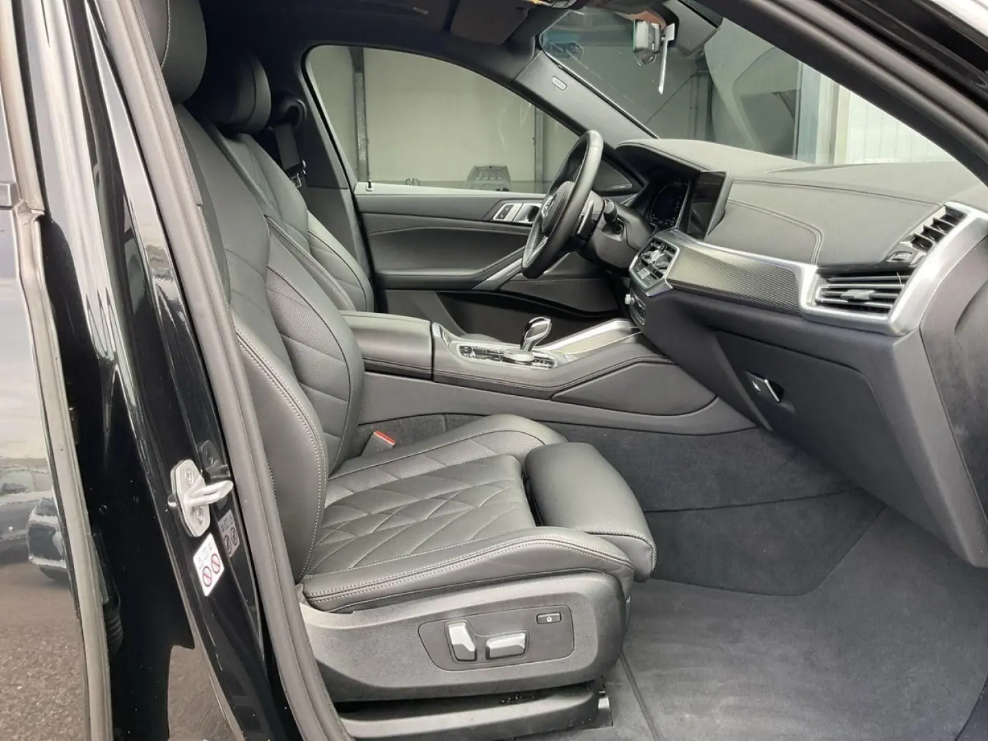 X6 xDRIVE 30d M-SPORTPAKET+PANO+StHZ+LASER+AHK+A