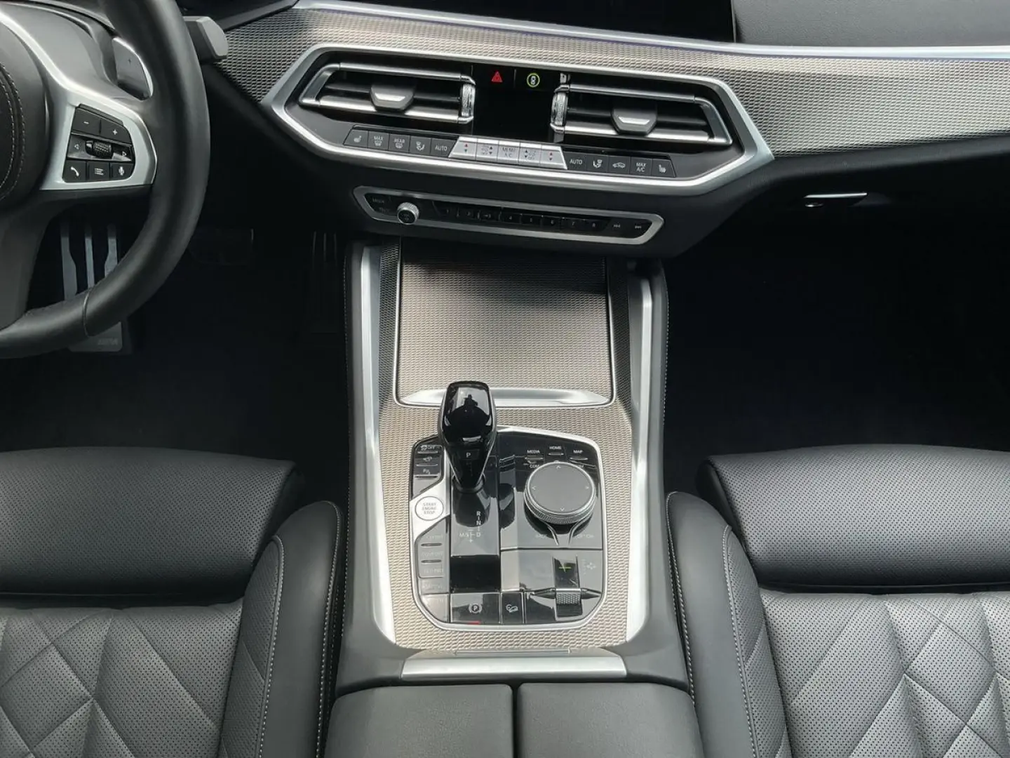 X6 xDRIVE 30d M-SPORTPAKET+PANO+StHZ+LASER+AHK+A