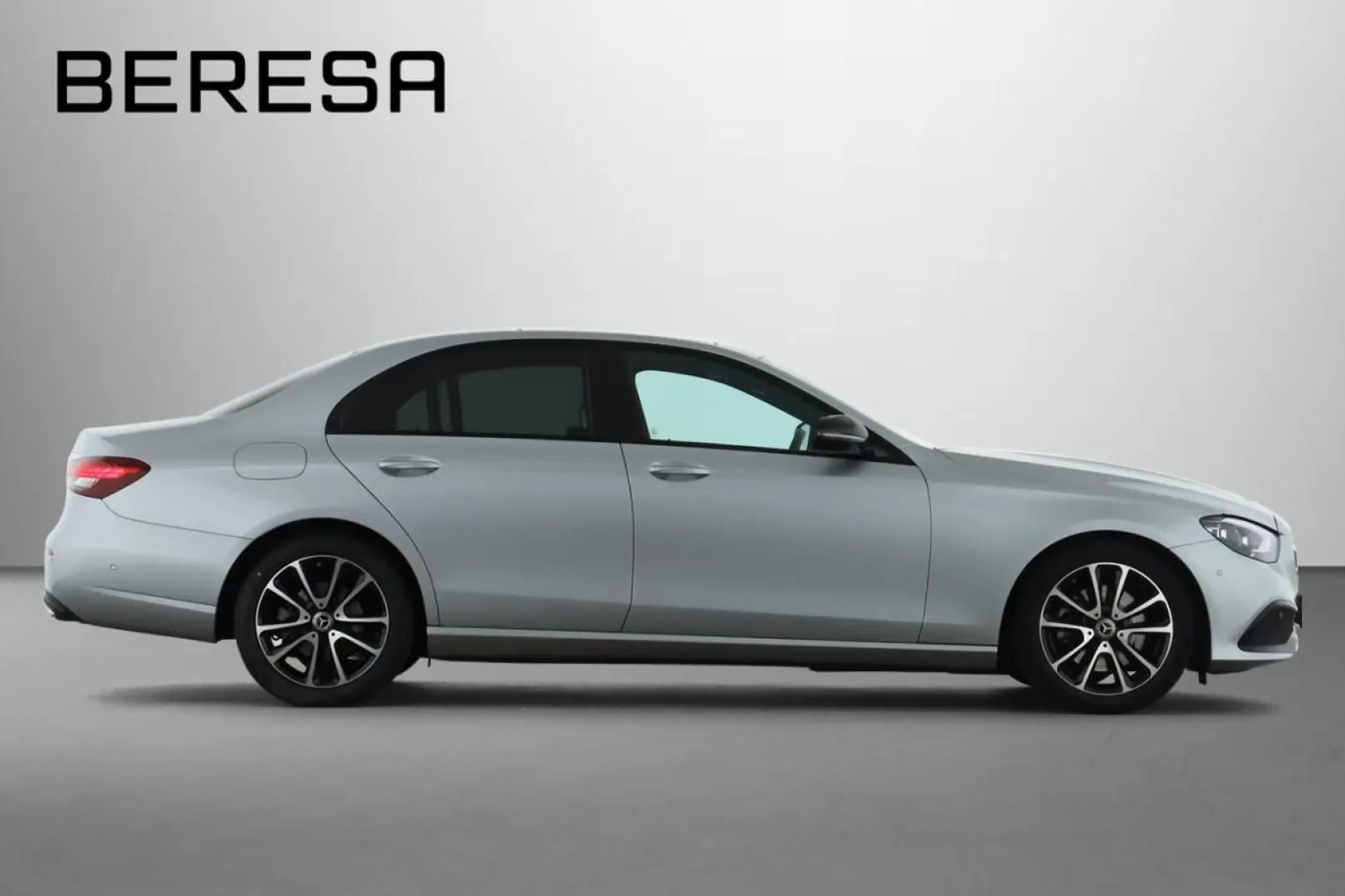 E 220 d Night Avantgarde Leder Pano Distronic
