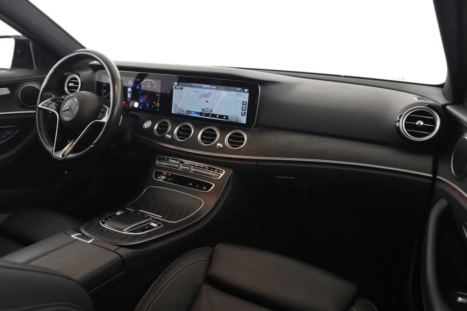 E 220 d Night Avantgarde Leder Pano Distronic