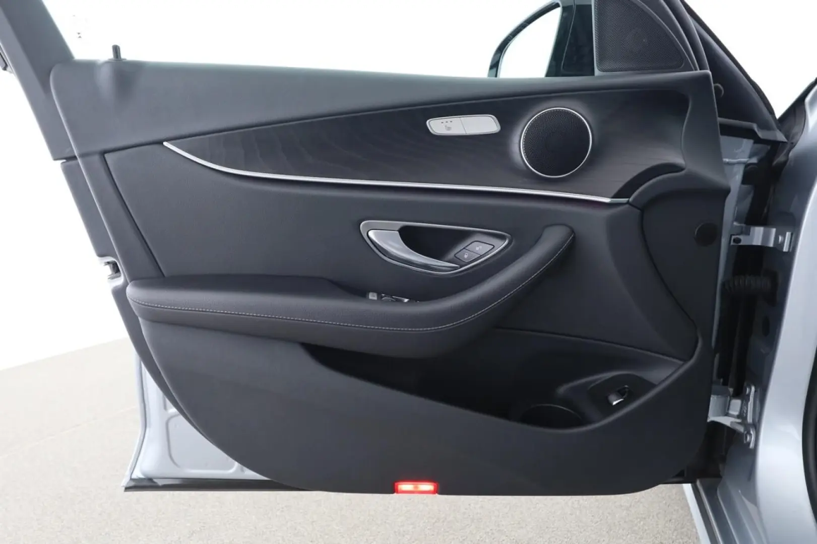 E 220 d Night Avantgarde Leder Pano Distronic
