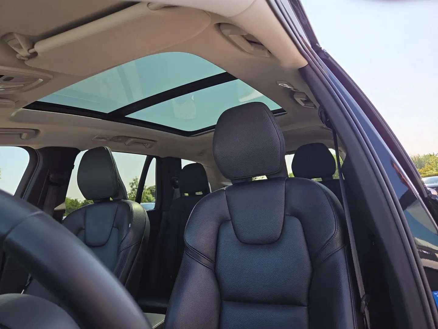XC90 B5 AWD Plus Bright 360° ACC H&K PANO STDHZ