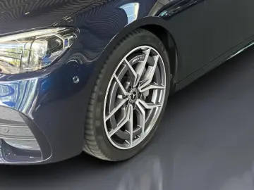 E 220 d +AMG+360°+DISTRONIC+KAMERA+WIDE